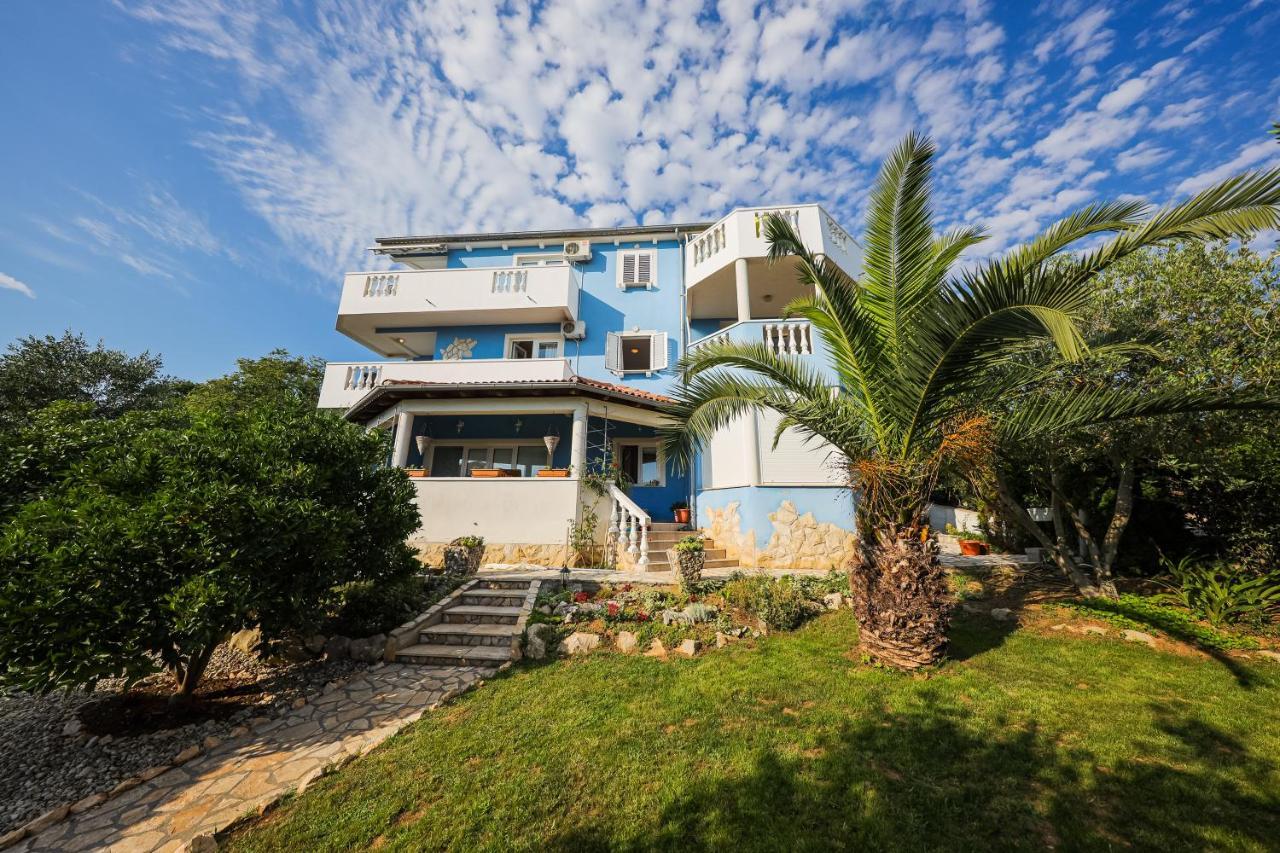 Luton Zadar Heating Pool & Jacuzzi Apartment Kozino