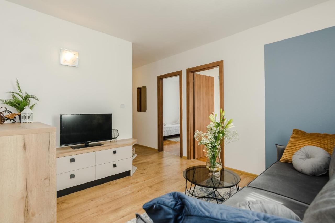 Apartment Luton Zadar Heating Pool & Jacuzzi *