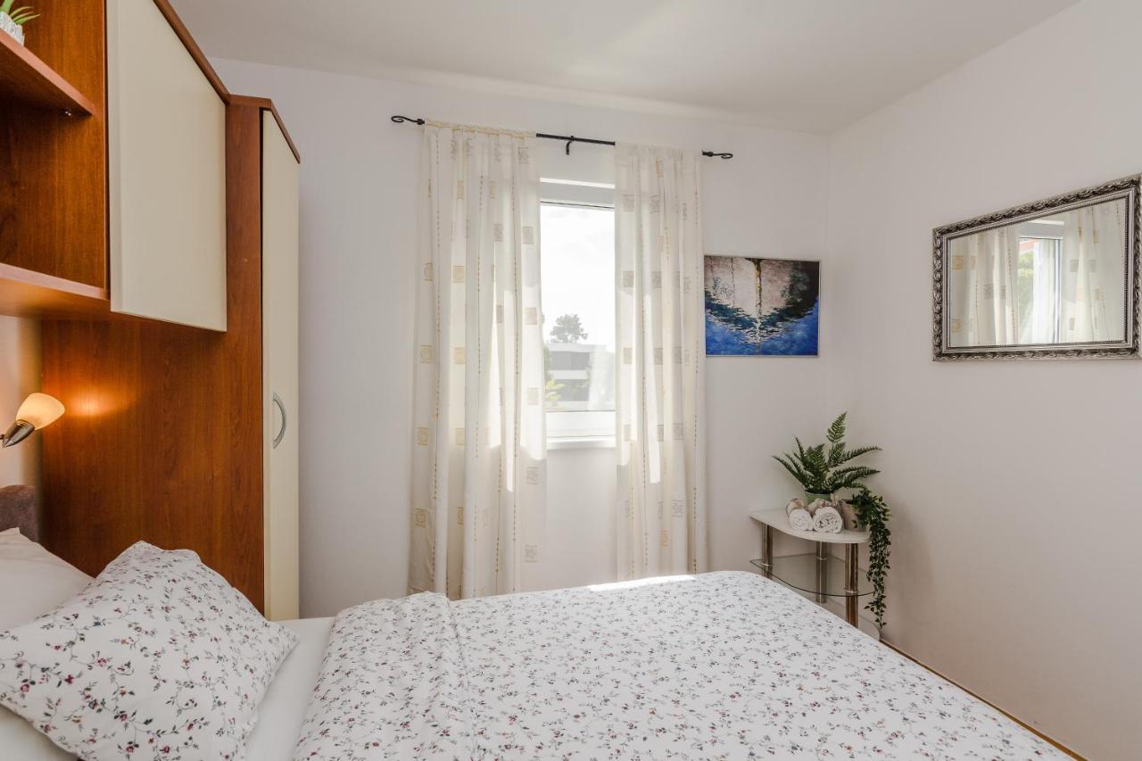 Apartment Luton Zadar Heating Pool & Jacuzzi