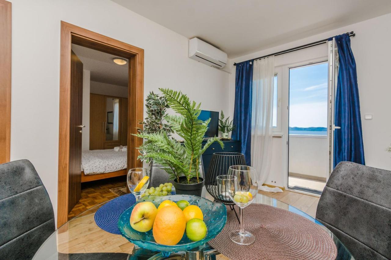 Luton Zadar Heating Pool & Jacuzzi Apartment Kozino