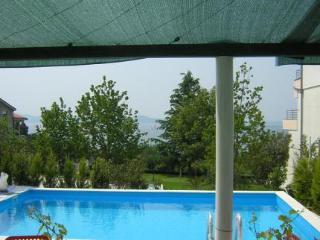 Luton Zadar Heating Pool & Jacuzzi Apartment Kozino